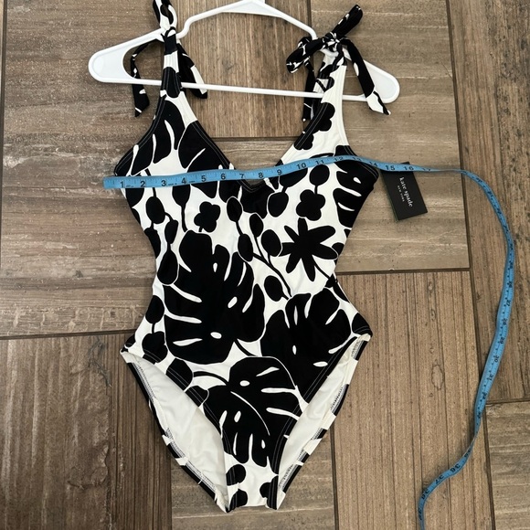 Kate Spade Shoulder Bow Tie V-Neck One Piece Swimsuit size XS - Picture 9 of 9